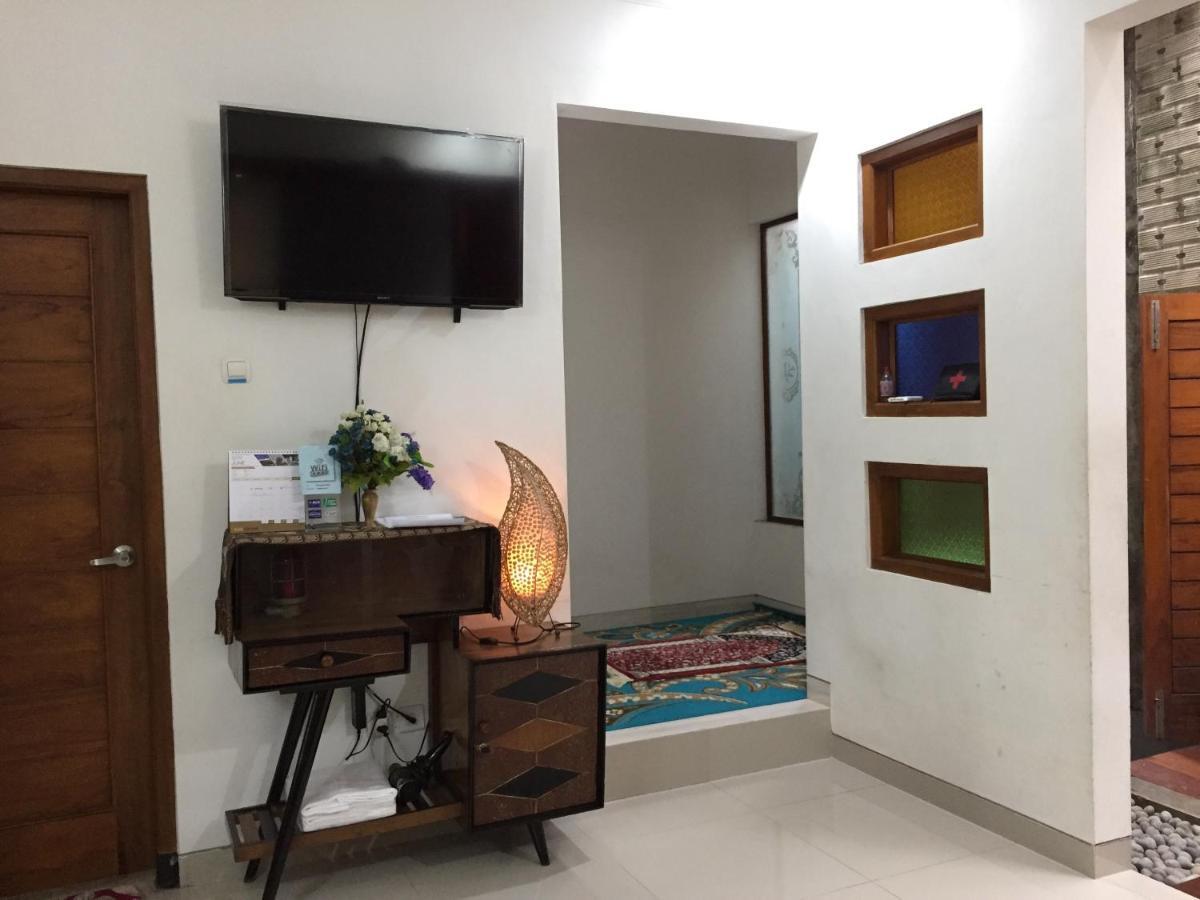 Rengganis Homestay Yogyakarta Exterior foto